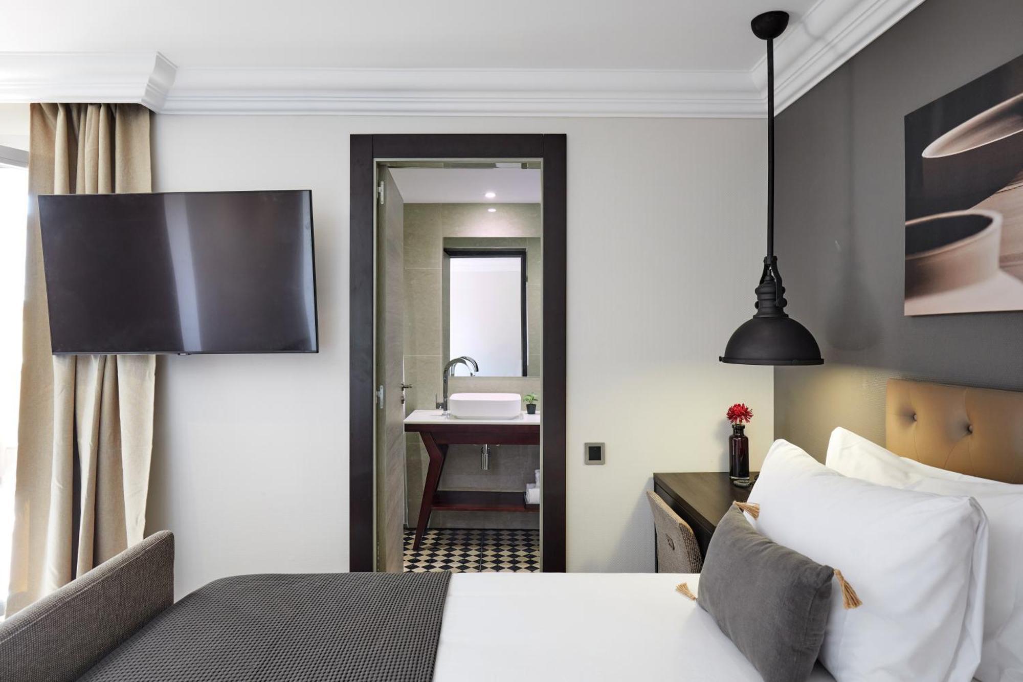 Hotel Cortes Rambla Barcelona Kültér fotó